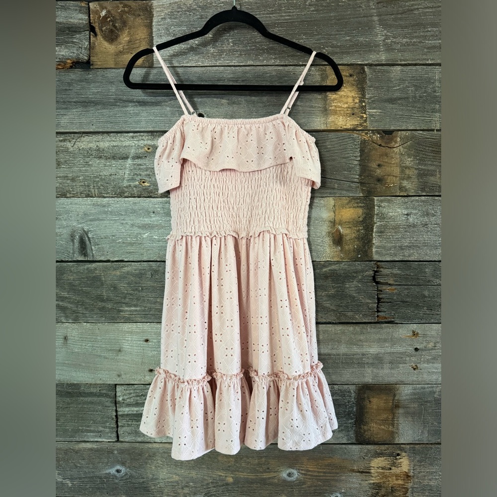 Forever 21 girls size 13/14 soft pink smocked bodice eyelet dress